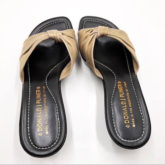 {Donald J. Pliner} Distressed Suede Con Slippers - Picture 14 of 16